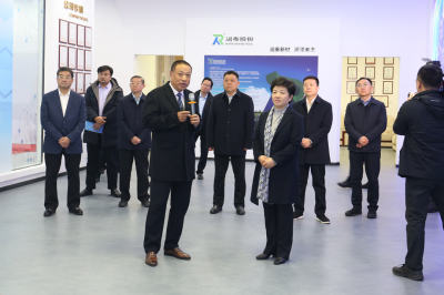 市长万闻华调研润泰化学